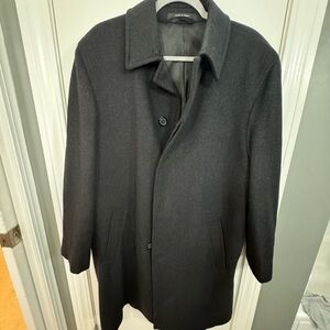 Black Tailored Trench Coat with Classic Collar